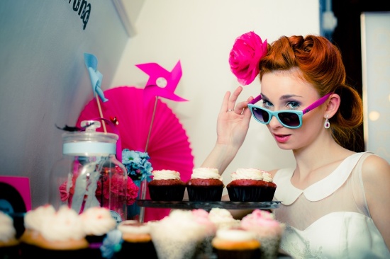 Panna Młoda w stylu pin up girl - sesja zdjęciowa