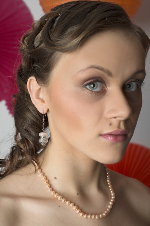 Walentynkowy ślub - inspiracje na Święto Zakochanych - sesja zdjęciowa