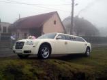 Limuzyna 300c 8m Stalowa Wola, auto do ślubu